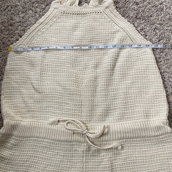 Universal Thread Crochet Romper in size large - Picture 5 of 9